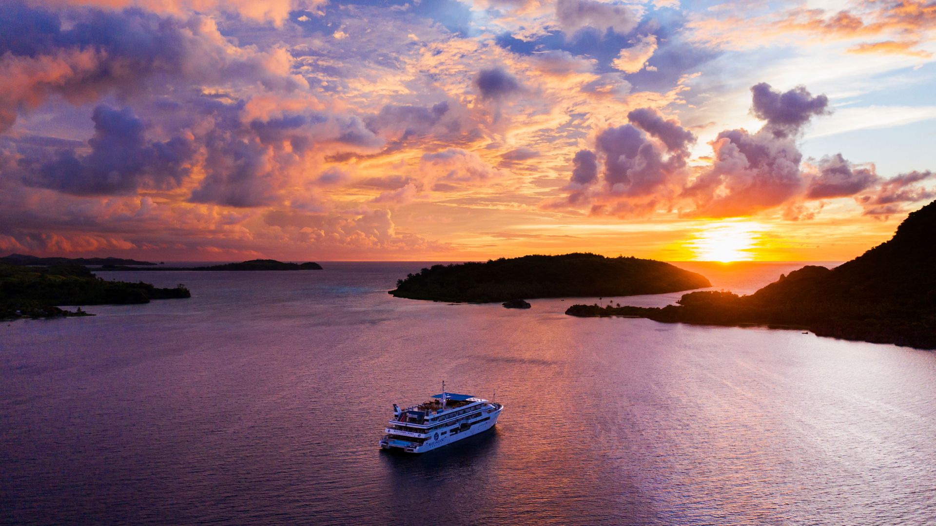 blue lagoon cruise