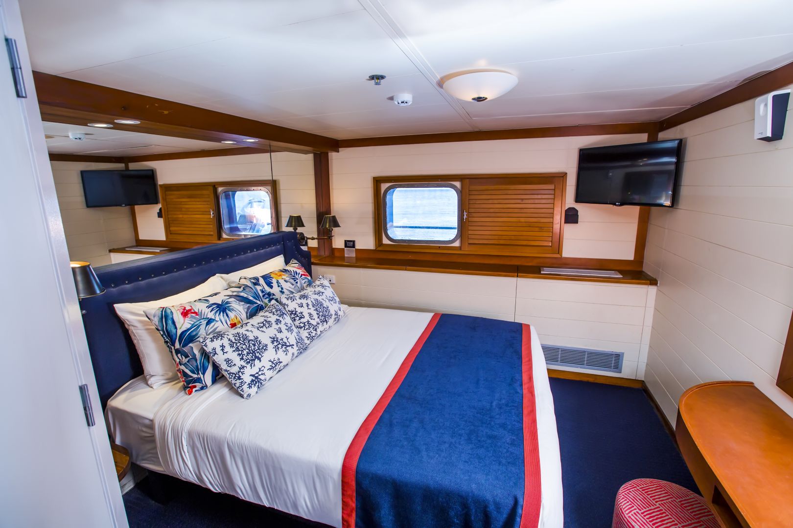 Fiji Princess Ship Blue Lagoon Cruises